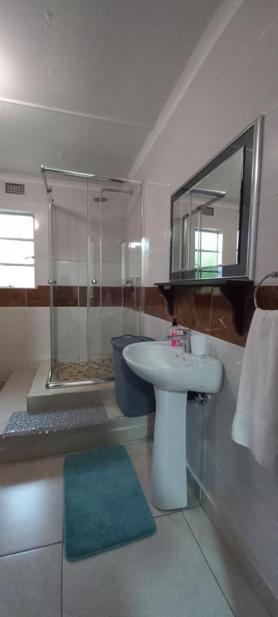 Mdzimba Mountain Lodge エズルウィニ エクステリア 写真