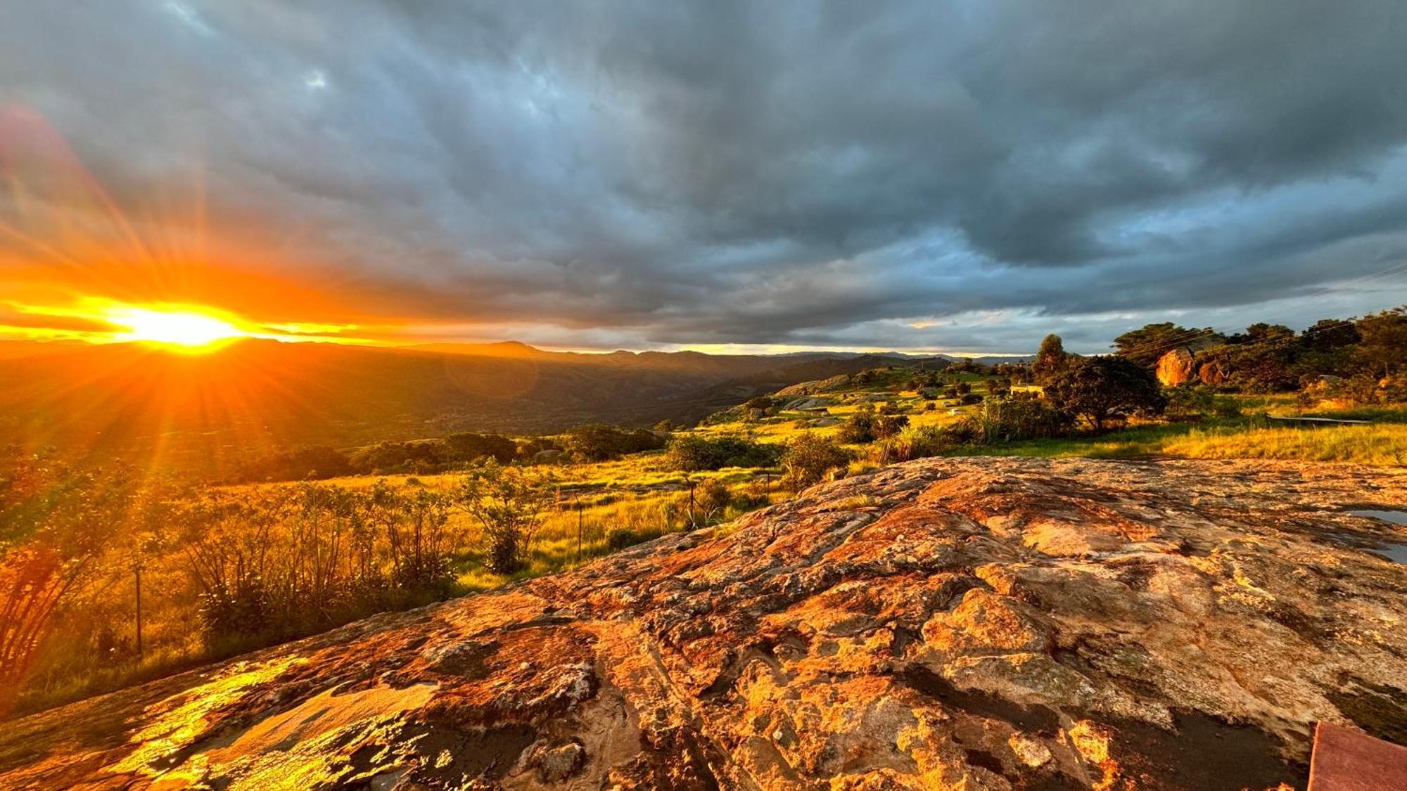 Mdzimba Mountain Lodge エズルウィニ エクステリア 写真