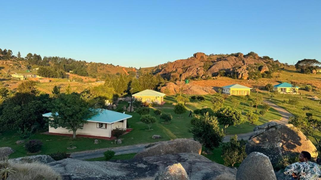 Mdzimba Mountain Lodge エズルウィニ エクステリア 写真