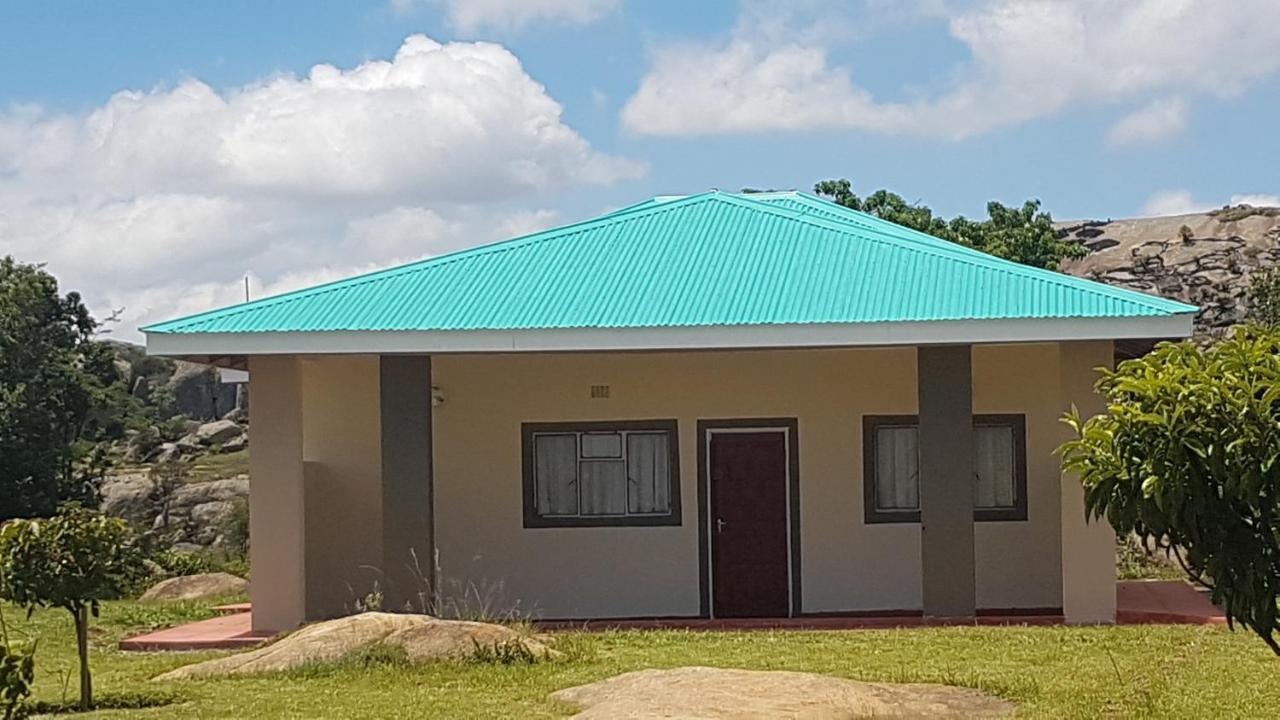 Mdzimba Mountain Lodge エズルウィニ エクステリア 写真